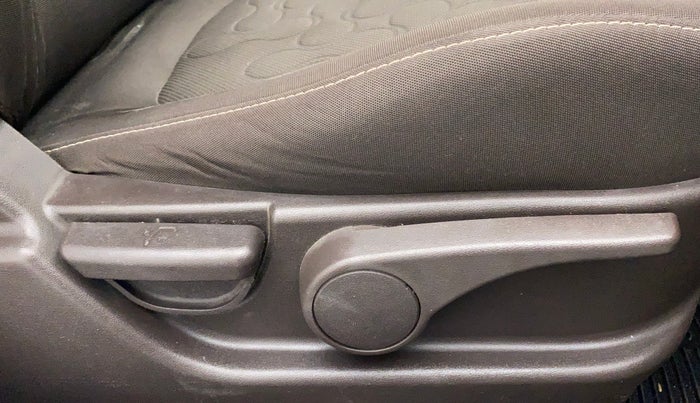 2009 Hyundai i20 ASTA 1.2, Petrol, Manual, 82,508 km, Driver Side Adjustment Panel