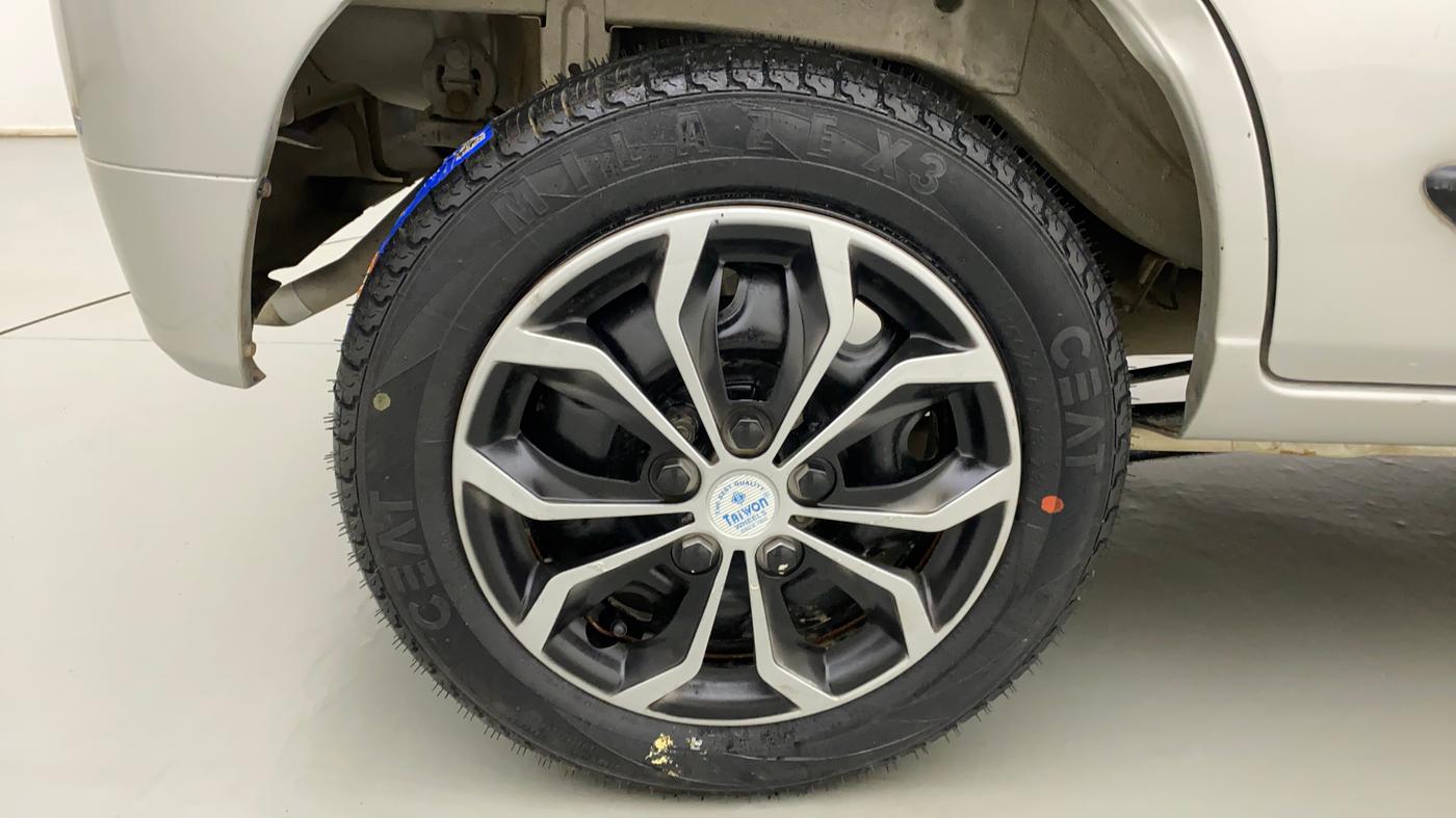 2012 Maruti Alto K10 VXI, Petrol, Manual, 44,082 km, Right Rear Wheel