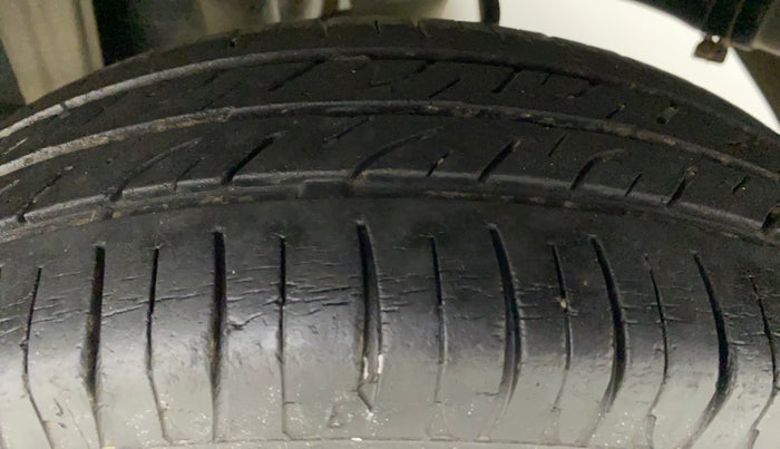 2012 Maruti Alto K10 VXI, Petrol, Manual, 44,082 km, Left Rear Tyre Tread