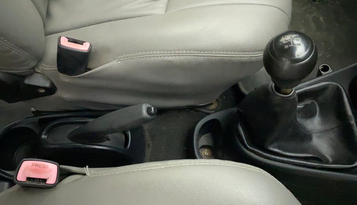 2011 Toyota Etios G, Petrol, Manual, 46,171 km, Gear Lever