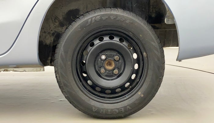 2011 Toyota Etios G, Petrol, Manual, 46,171 km, Left Rear Wheel