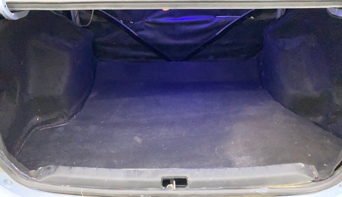 2011 Toyota Etios G, Petrol, Manual, 46,171 km, Boot Inside