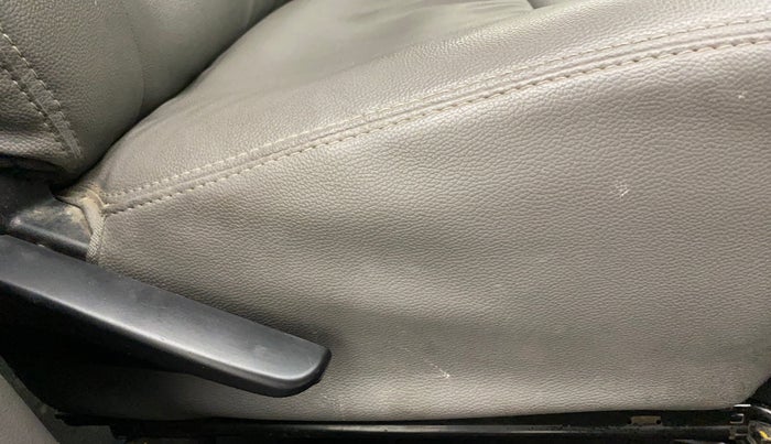 2011 Toyota Etios G, Petrol, Manual, 46,171 km, Driver Side Adjustment Panel