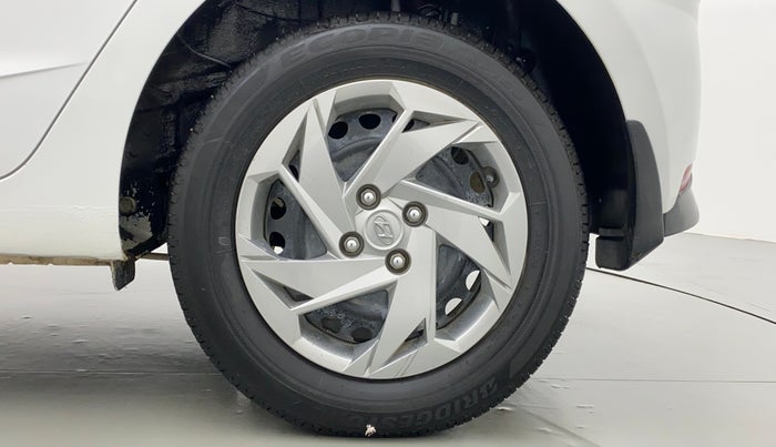 2020 Hyundai NEW I20 MAGNA 1.2 MT, Petrol, Manual, 25,442 km, Left Rear Wheel