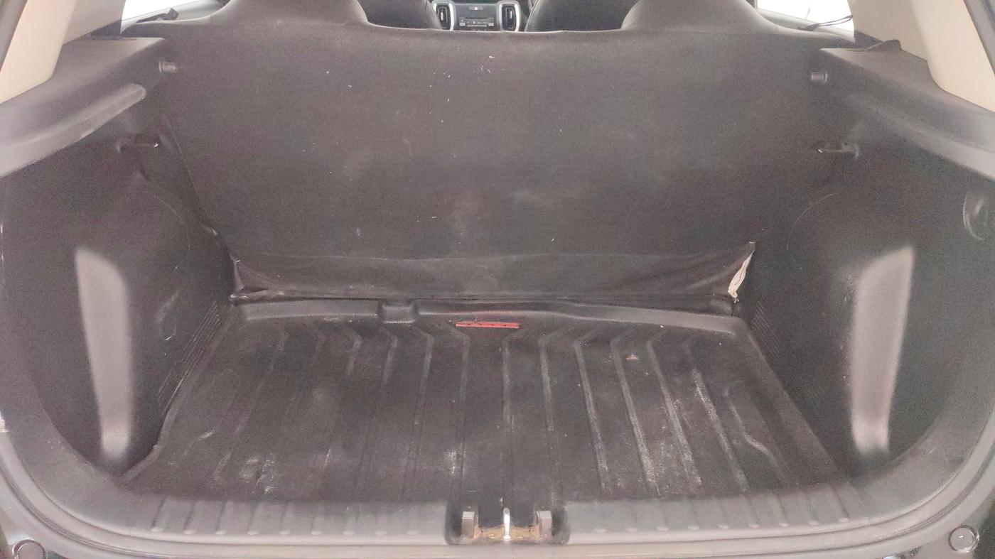 2021 KIA SONET HTK PLUS 1.0 IMT, Petrol, Manual, 53,166 km, Boot Inside