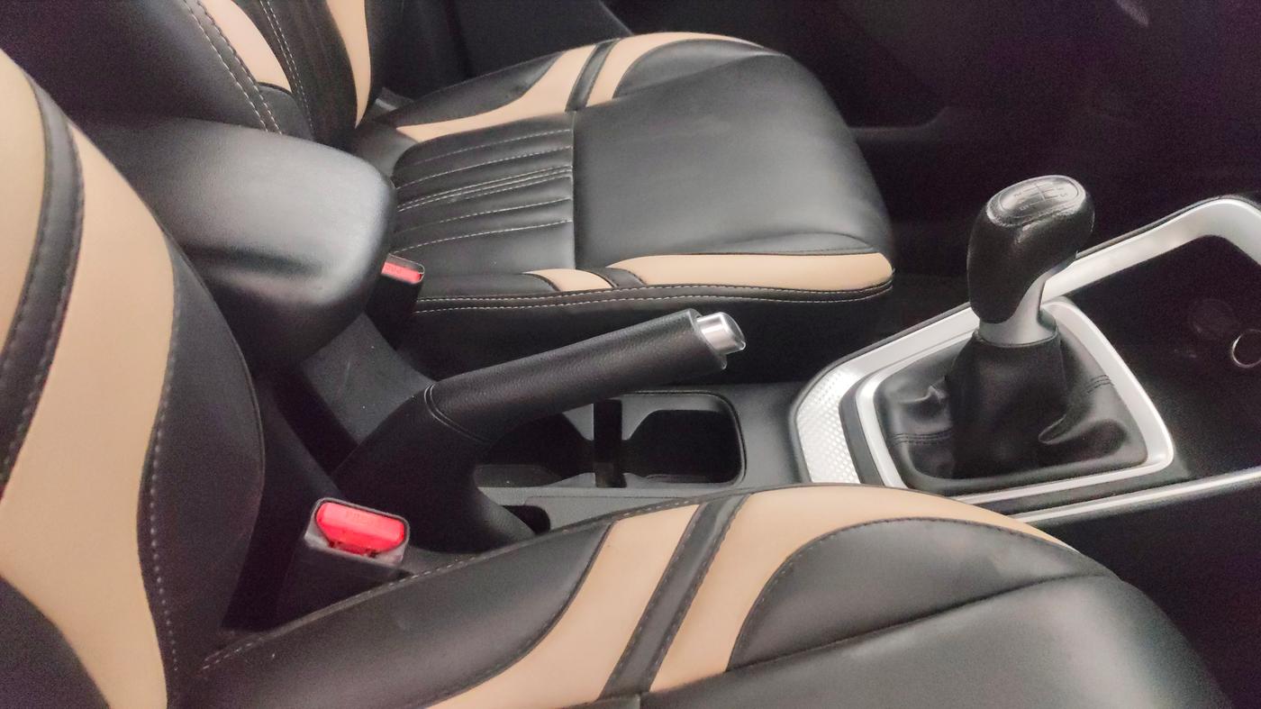 2021 KIA SONET HTK PLUS 1.0 IMT, Petrol, Manual, 53,166 km, Gear Lever