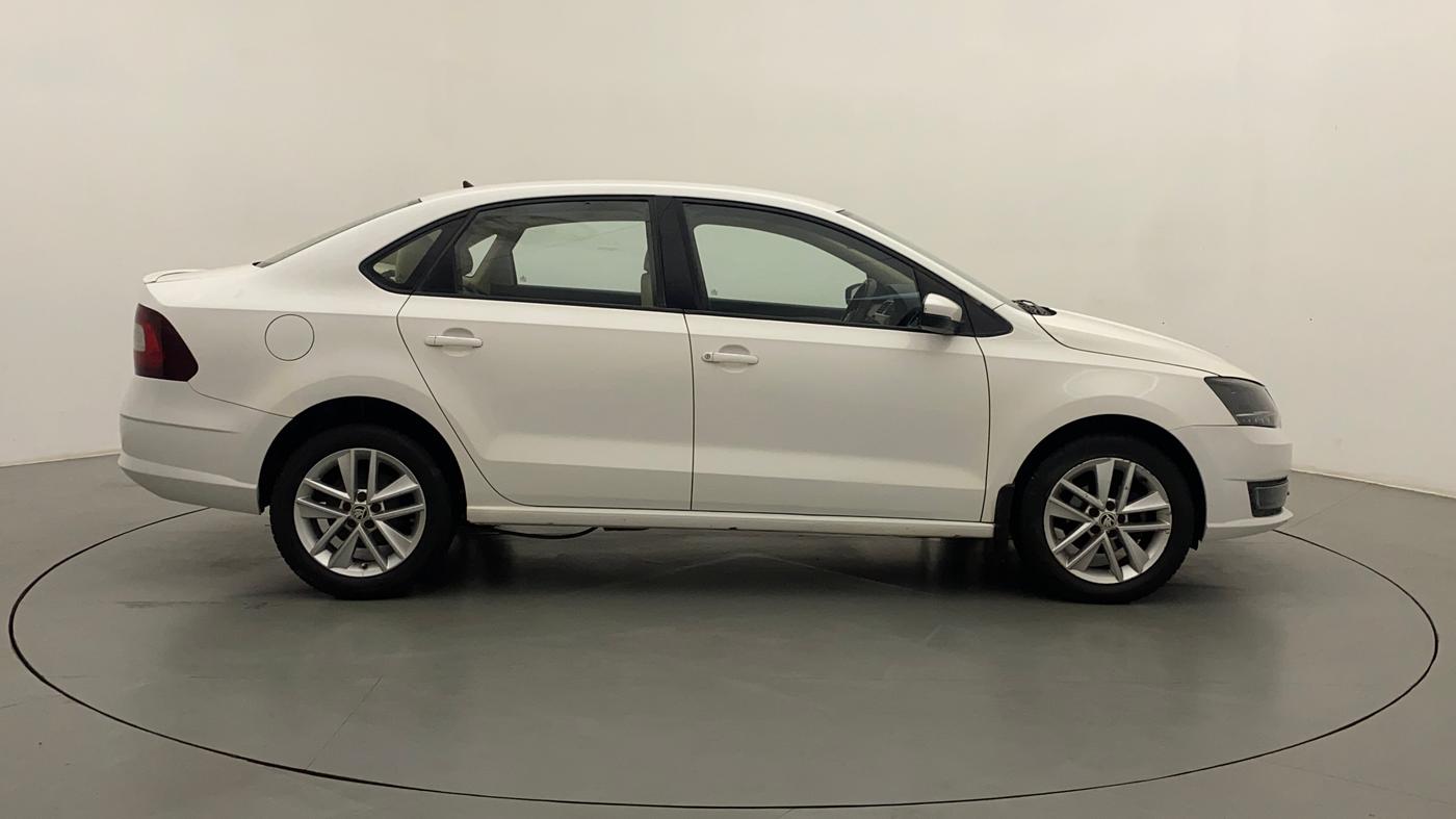 2018 Skoda Rapid STYLE 1.6 MPI, Petrol, Manual, 59,936 km, Right Side