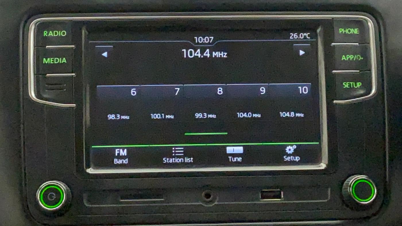 2018 Skoda Rapid STYLE 1.6 MPI, Petrol, Manual, 59,936 km, Infotainment System