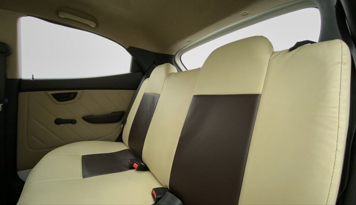 2015 Hyundai Eon D LITE PLUS, Petrol, Manual, 29,520 km, Right Side Rear Door Cabin