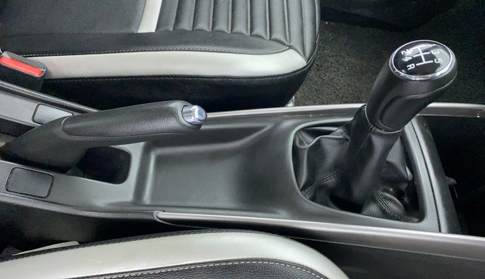 2020 Maruti Baleno DELTA PETROL 1.2, Petrol, Manual, 33,684 km, Gear Lever