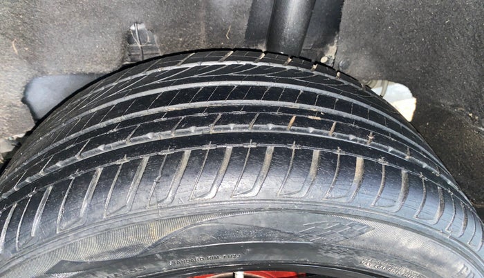 2018 Maruti Baleno DELTA 1.2 K12, Petrol, Manual, 90,508 km, Left Rear Tyre Tread