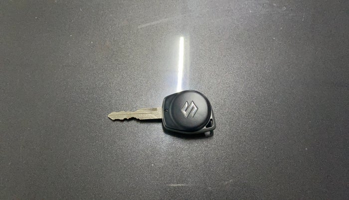 2018 Maruti Baleno DELTA 1.2 K12, Petrol, Manual, 90,508 km, Key Close Up