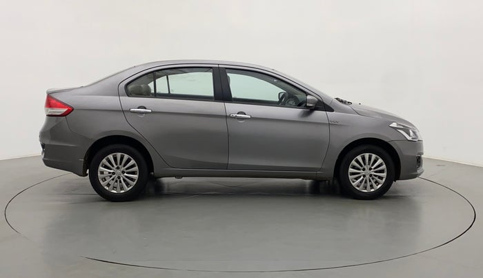 2016 Maruti Ciaz ZXI AT, Petrol, Automatic, 1,01,990 km, Right Side