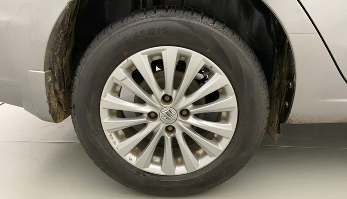 2016 Maruti Ciaz ZXI AT, Petrol, Automatic, 1,01,990 km, Right Rear Wheel