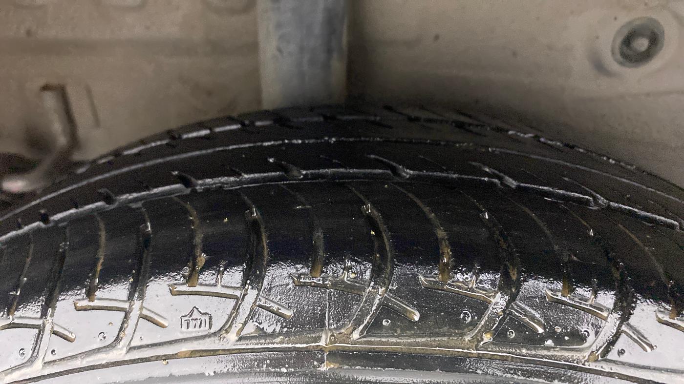 2016 Maruti Celerio VXI AMT, Petrol, Automatic, 61,074 km, Right Rear Tyre Tread