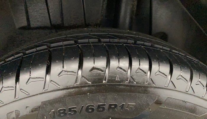 2020 Maruti Dzire ZXI, Petrol, Manual, 81,680 km, Left Rear Tyre Tread
