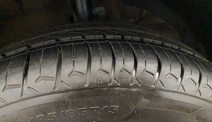 2020 Maruti Dzire ZXI, Petrol, Manual, 81,680 km, Right Front Tyre Tread