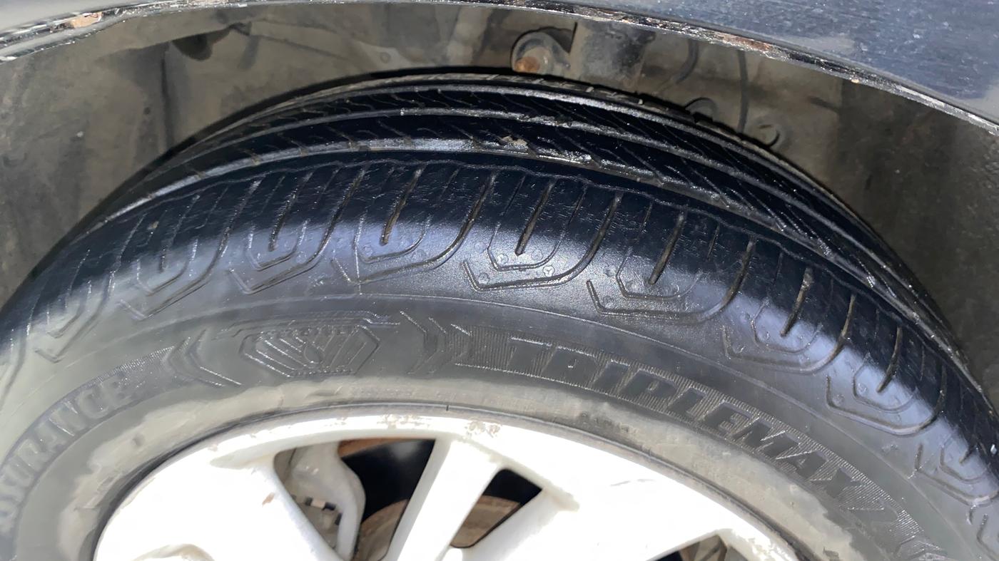 2015 Honda Jazz 1.2L I-VTEC V AT, Petrol, Automatic, 61,733 km, Left Front Tyre Tread