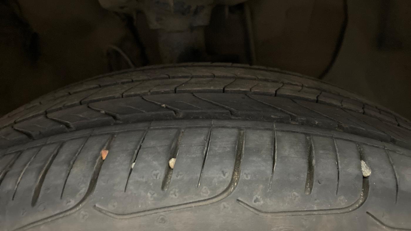 2016 Hyundai i20 Active 1.2 S, Petrol, Manual, 1,30,736 km, Right Front Tyre Tread