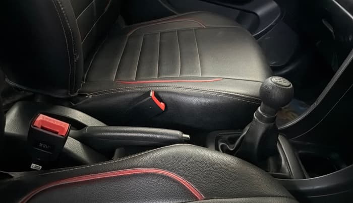 2017 Maruti Swift LXI (O), Petrol, Manual, 31,576 km, Gear Lever