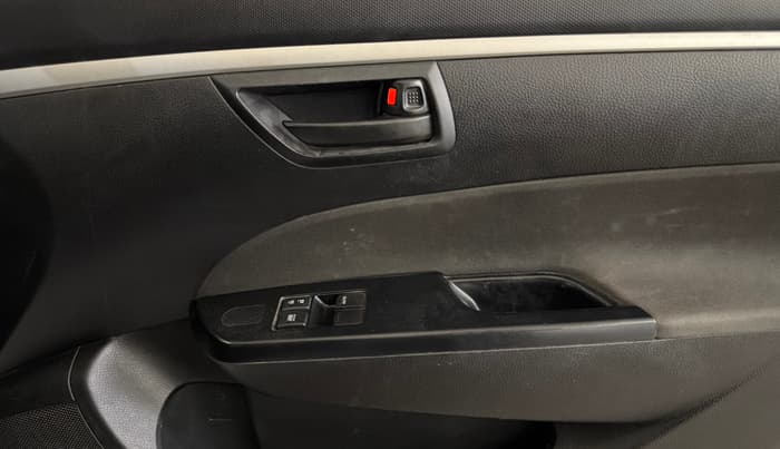 2017 Maruti Swift LXI (O), Petrol, Manual, 31,576 km, Driver Side Door Panels Control