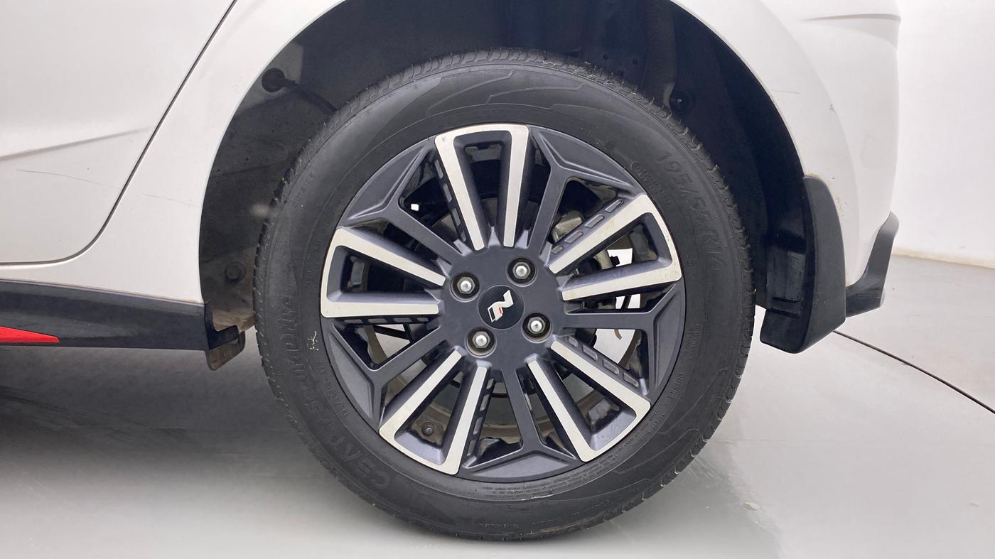 2021 Hyundai NEW I20 N LINE N6 1.0 TURBO GDI IMT, Petrol, Manual, 10,542 km, Left Rear Wheel