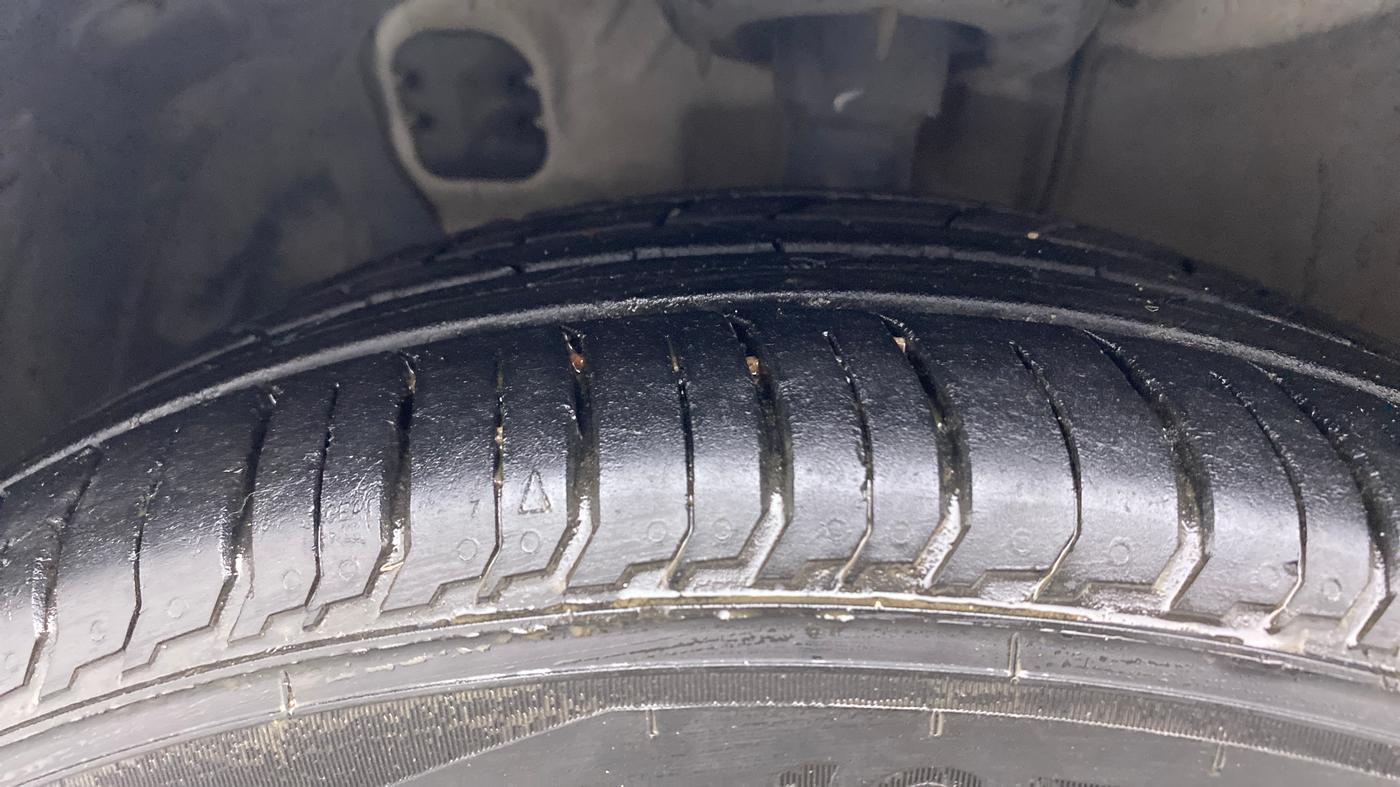 2021 Hyundai NEW I20 N LINE N6 1.0 TURBO GDI IMT, Petrol, Manual, 10,542 km, Left Front Tyre Tread