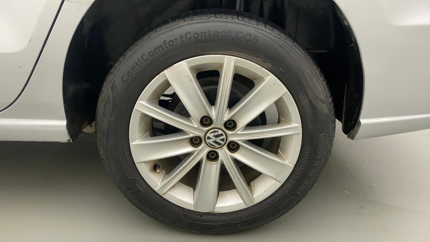 2017 Volkswagen Vento HIGHLINE PETROL AT, Petrol, Automatic, 89,137 km, Left Rear Wheel