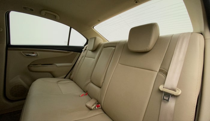 2018 Maruti Ciaz ZETA 1.5 SHVS MT PETROL, Petrol, Manual, 45,621 km, Right Side Rear Door Cabin