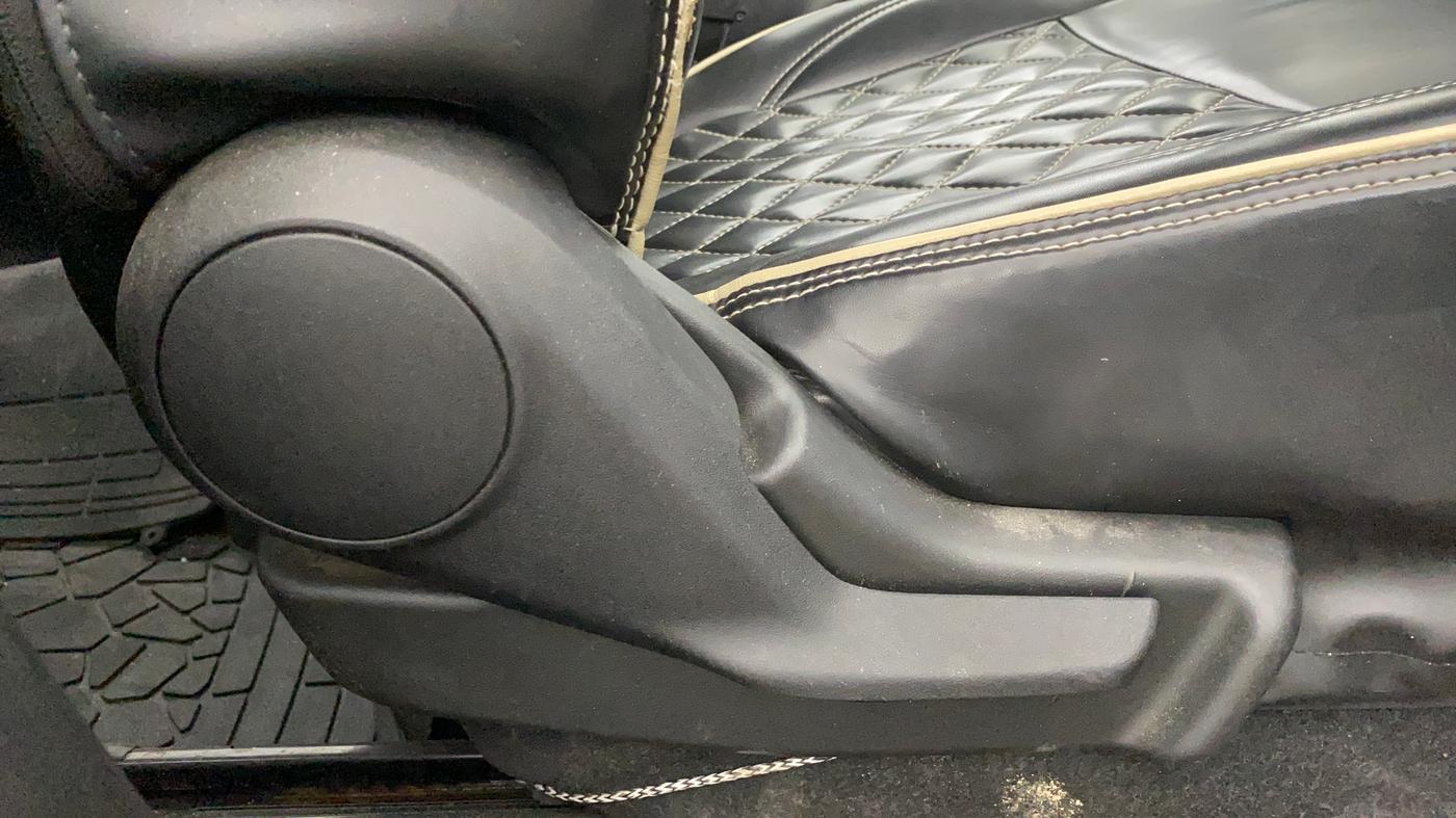2023 Maruti Celerio VXI CNG, CNG, Manual, 27,901 km, Driver Side Adjustment Panel