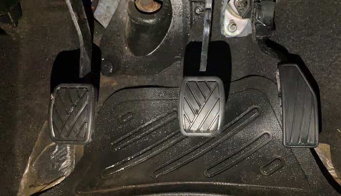 2023 Maruti Celerio VXI CNG, CNG, Manual, 27,901 km, Pedals
