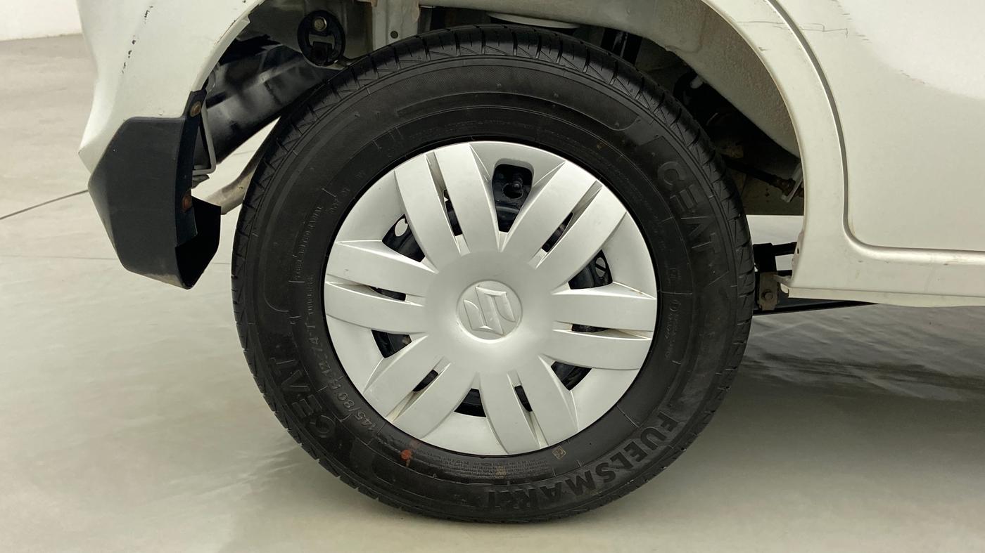 2021 Maruti Alto VXI, Petrol, Manual, 2,037 km, Right Rear Wheel