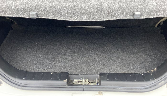 2021 Maruti Alto VXI, Petrol, Manual, 2,037 km, Boot Inside