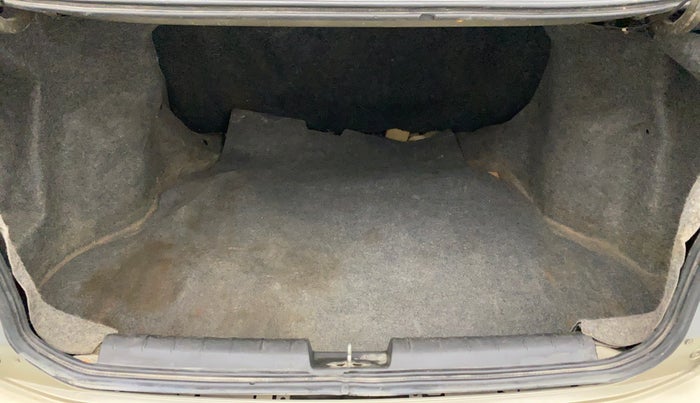 2010 Honda City 1.5L I-VTEC V MT, Petrol, Manual, 1,22,379 km, Boot Inside