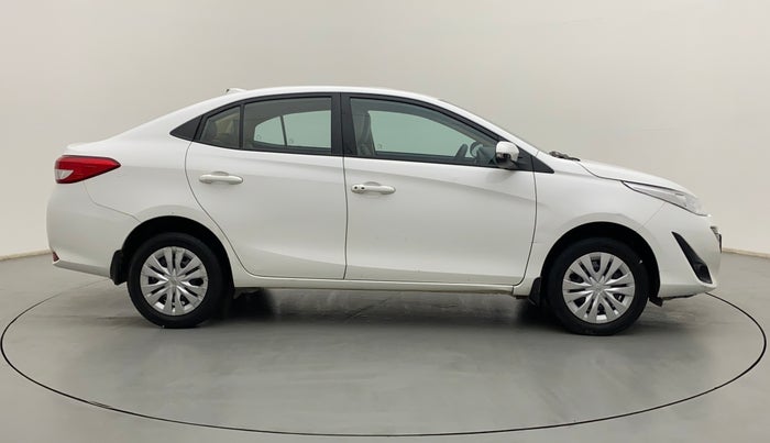 2018 Toyota YARIS G MT, Petrol, Manual, 35,850 km, Right Side View