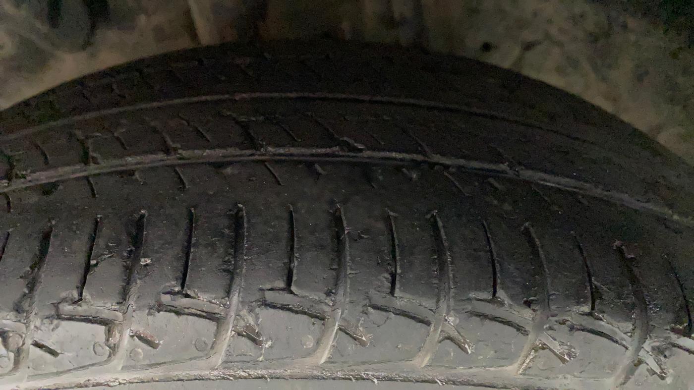 2018 Toyota YARIS G MT, Petrol, Manual, 35,850 km, Left Front Tyre Tread