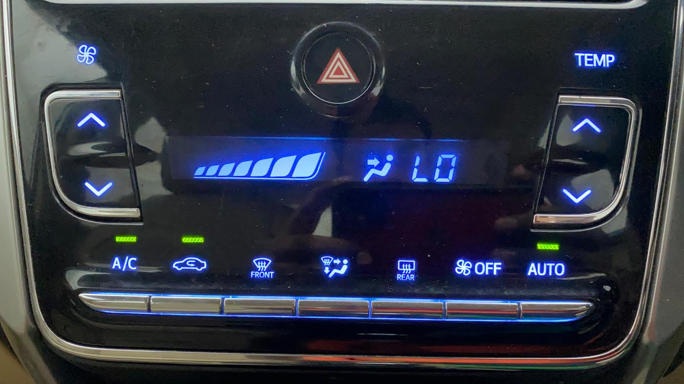 2018 Toyota YARIS G MT, Petrol, Manual, 35,850 km, Automatic Climate Control