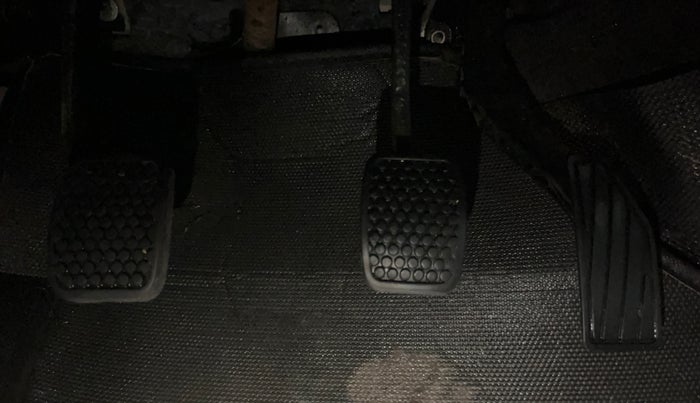 2016 Maruti Alto 800 LXI, Petrol, Manual, 55,691 km, Pedals