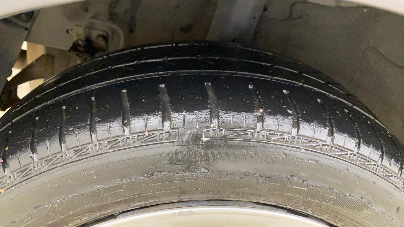 2018 Hyundai Grand i10 MAGNA AT 1.2 KAPPA VTVT, Petrol, Automatic, 33,716 km, Right Rear Tyre Tread