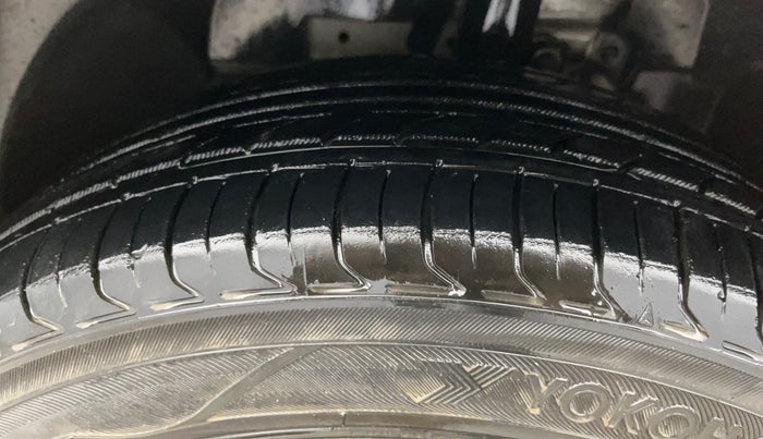 2020 Ford Ecosport TITANIUM 1.5L DIESEL, Diesel, Manual, 64,042 km, Left Front Tyre Tread