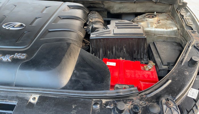 2013 Mahindra XUV500 W8, Diesel, Manual, 85,056 km, Engine View - Left
