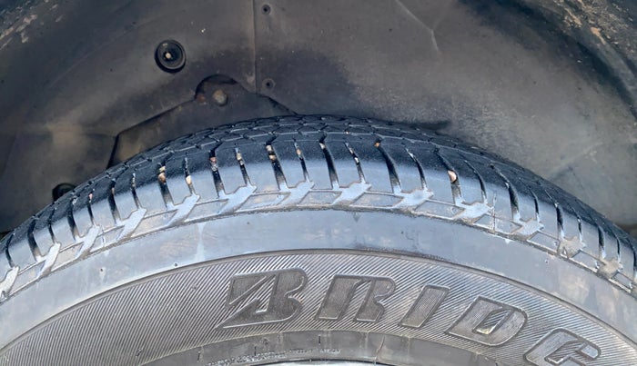 2013 Mahindra XUV500 W8, Diesel, Manual, 85,056 km, Right Rear Tyre Tread