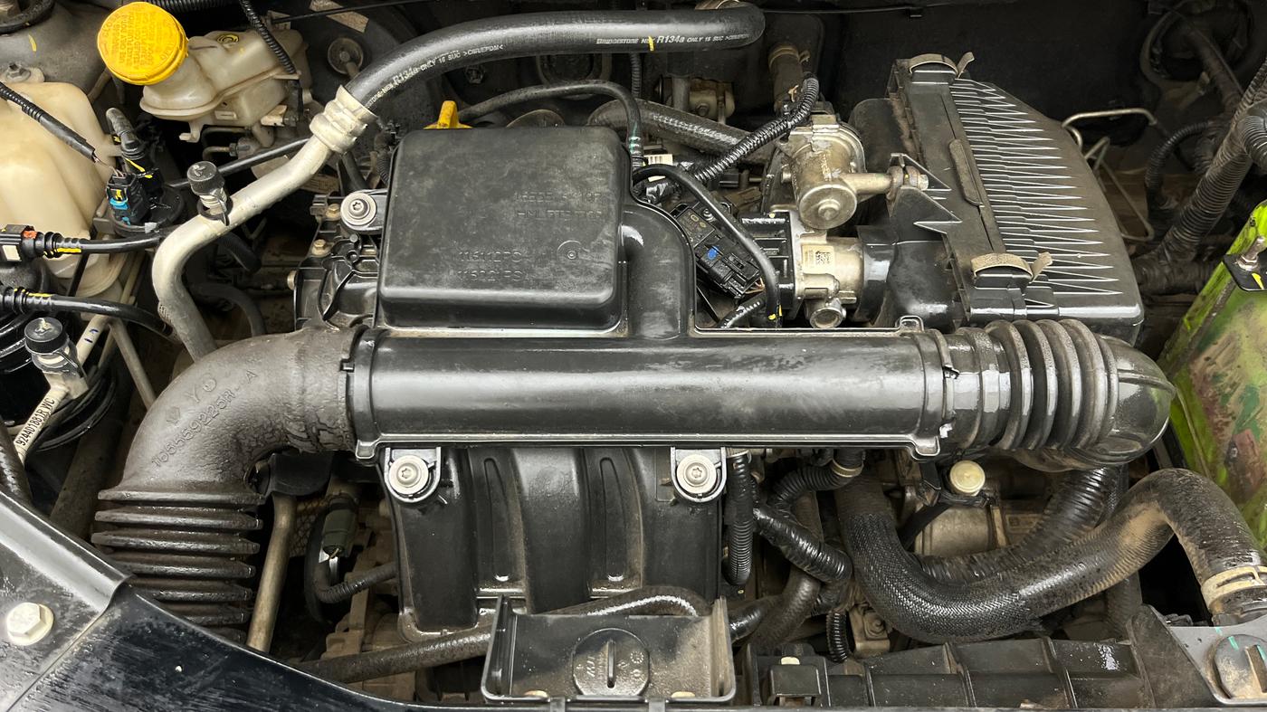 2022 Renault Kiger RXZ AMT, Petrol, Automatic, 32,893 km, Engine View