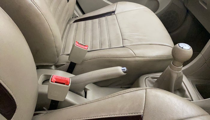 2017 Maruti Swift Dzire VXI, Petrol, Manual, 59,681 km, Gear Lever