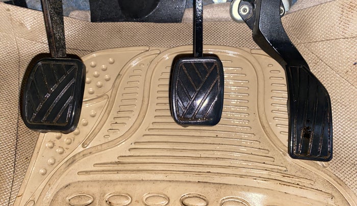 2017 Maruti Swift Dzire VXI, Petrol, Manual, 59,681 km, Pedals