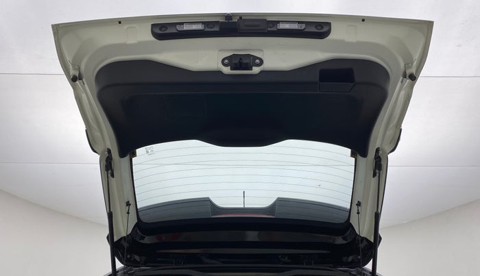 2021 Nissan MAGNITE XV PREMIUM, Petrol, Manual, 49,113 km, Boot Door Open