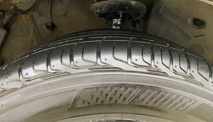 2021 KIA SONET HTX 1.5, Diesel, Manual, 42,536 km, Right Front Tyre Tread