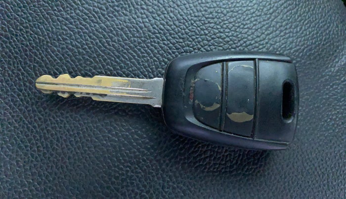 2020 Hyundai NEW SANTRO SPORTZ MT, Petrol, Manual, 68,694 km, Key Close Up