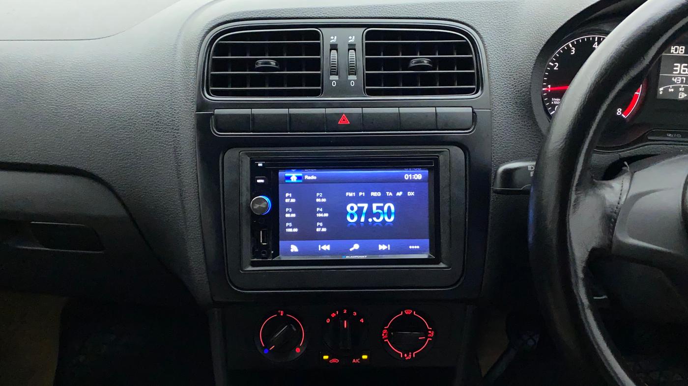 2020 Volkswagen Polo TRENDLINE 1.0L, Petrol, Manual, 43,712 km, Air Conditioner