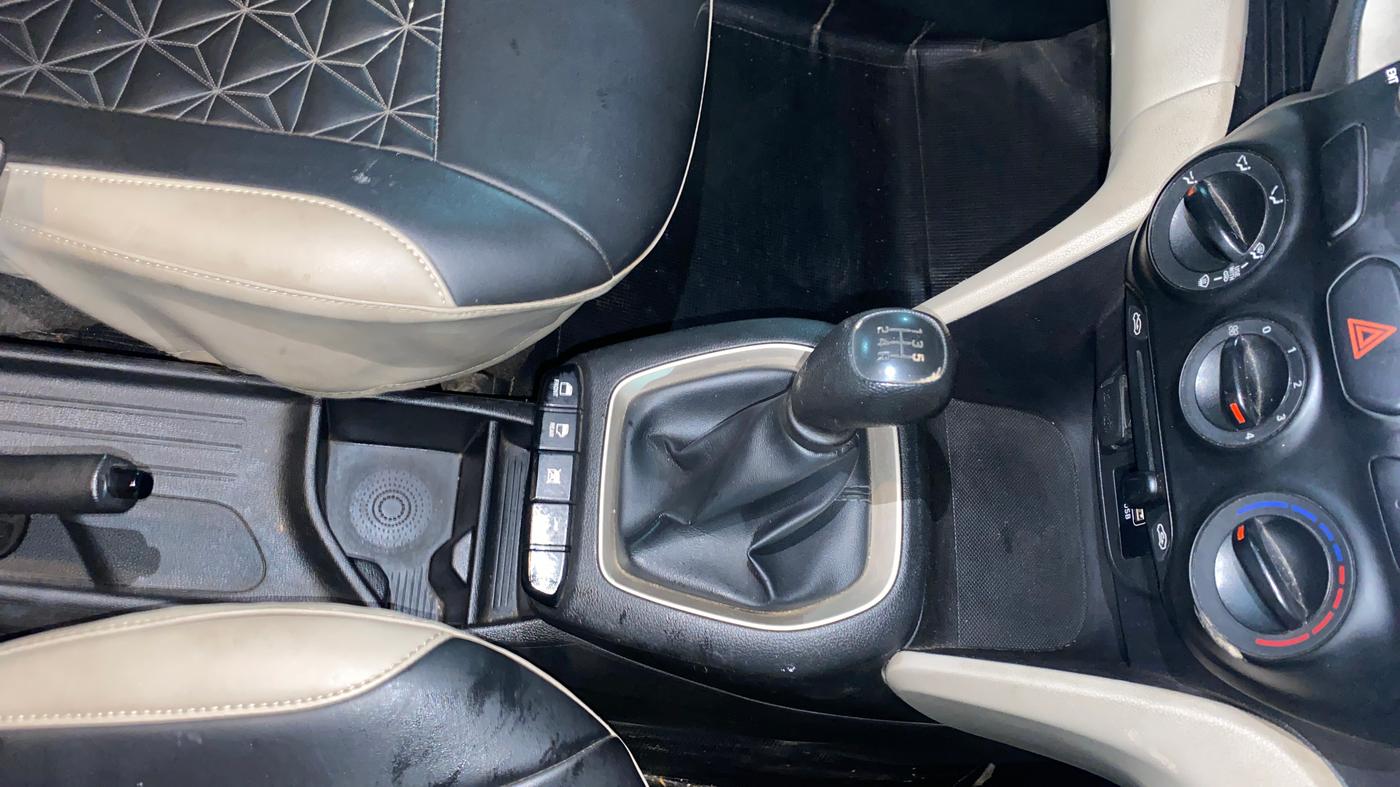 2021 Hyundai NEW SANTRO SPORTZ MT, Petrol, Manual, 34,432 km, Gear Lever
